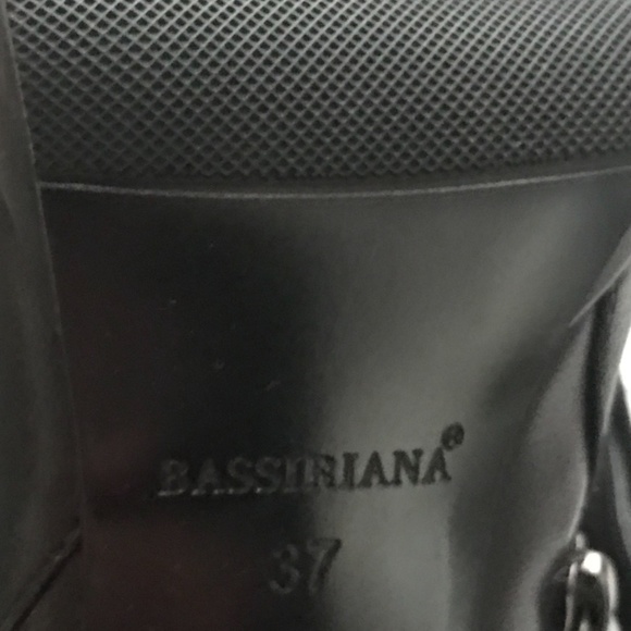 Leather winter boots - Picture 6 of 13